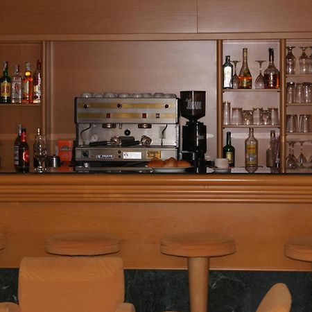 Rosabel Hotel Benidorm Luaran gambar